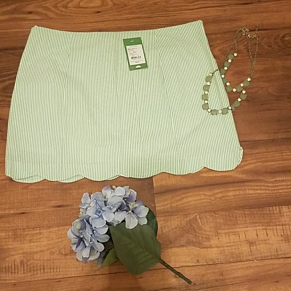 Lilly Pulitzer Dresses & Skirts - Lilly pulitzer stripped green skirt